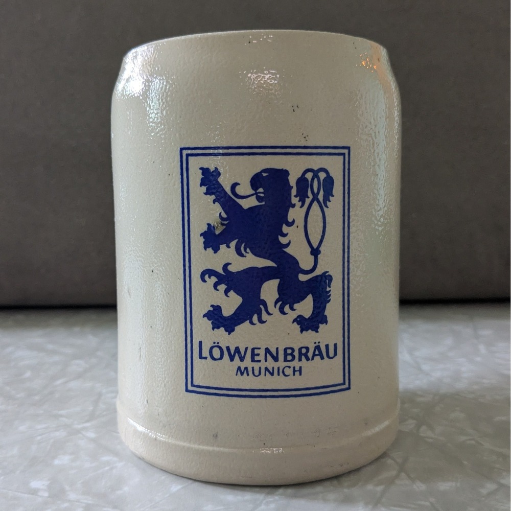 Vintage Lowenbrau Munich Beer Stein 0.5L Stoneware Ceramic Mug Blue Lion Germany